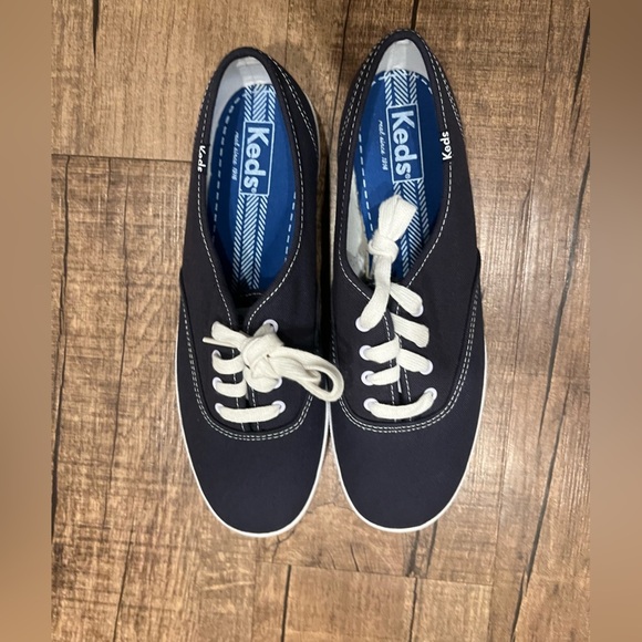 NWOT Keds navy blue lace up sneakers - Picture 2 of 7
